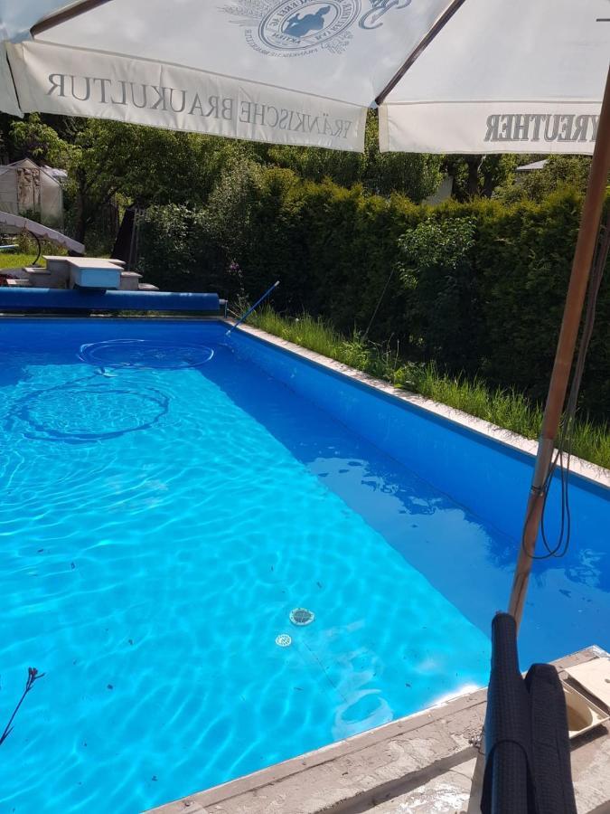 Kleine Ferienwohnung Schortestrasse イルメナウ エクステリア 写真